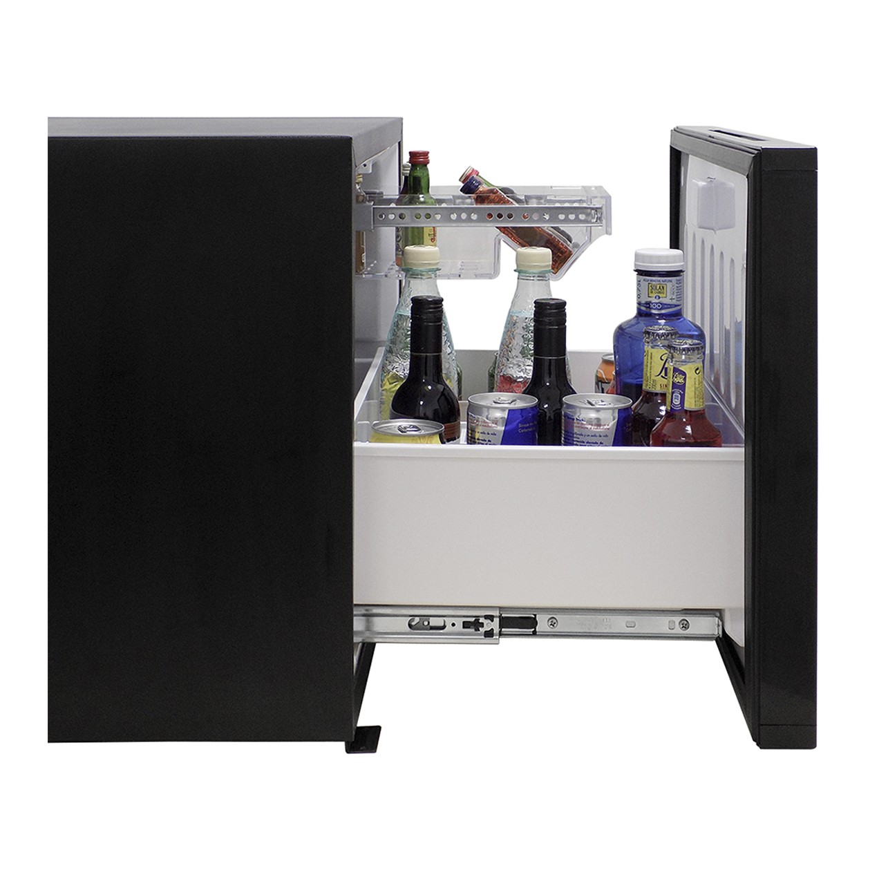 Minibar cajon de habitación de hotel lateral
